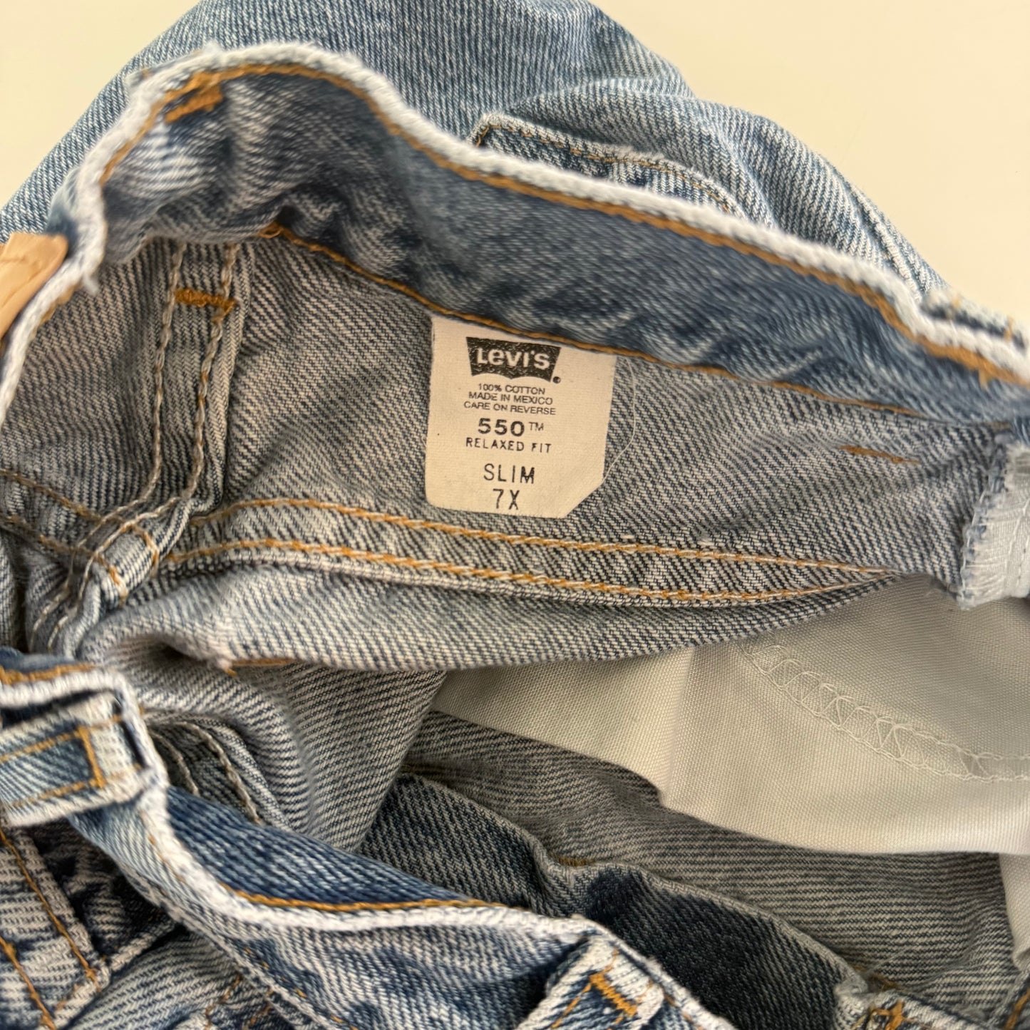 90s Levi’s 505 (7X)
